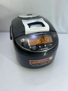  ZOJIRUSHI 象印 極め炊き 圧力IH炊飯ジャー　5.5合炊き　NP-ZX10-BA プラック　2024年製　未使用品　パッケージ傷あり