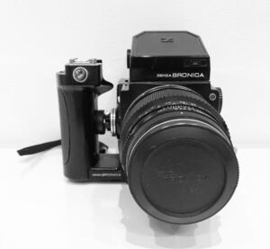 1円スタート　ZENZA BRONICA いち 一眼レフフィルムカメラ　動作未確認　1216a