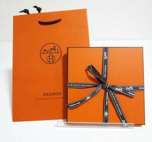 HERMES エルメス 空箱 紙袋 リボン ハンドタオルが入っていた③