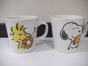 未使用 非売品! ミスタードーナツ マグカップ スヌーピー ウッドストック ２個セット ★ PEANUTS ピーナッツ ミスド 2011