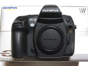 OLYMPUS オリンパス E-3 ボディ【シャッター回数1371】 美品