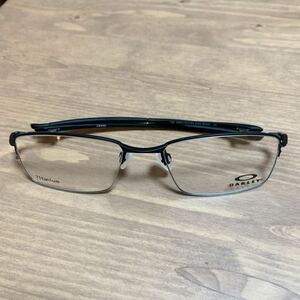 OAKLEYオークリー　LIZARD OX5113-0154 メガネフレーム　マットブラック　チタン　美品