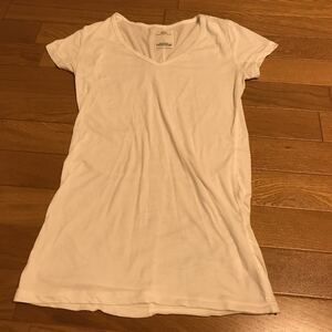 100円セールAZUL by moussy アズール ベイシック 半袖Tシャツ　ホワイト白色 Ｍサイズ