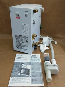 ① TOTO　 小型電気温水器　RESK06A2　 湯ぽっと　貯湯量5.8L　沸上がり温度約60度　 電気温水器　22年製