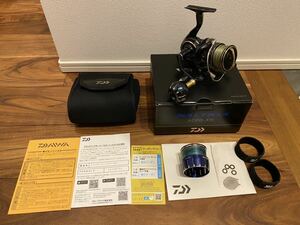 DAIWA ダイワ 23 SALTIGA ソルティガ 4000XH SLP WORKS替えスプール付き（未使用）　PEライン付き ソルトウォーターキャスティング　美品