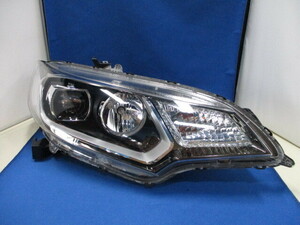 ホンダ　FIT/フィット　GK3/GK5　前期　右ライト/右ヘッドライト　LED　純正　STANLEY　W1948　【4】　655139