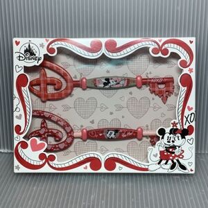 NEW Disney Mickey & Minnie XOXO Valentine