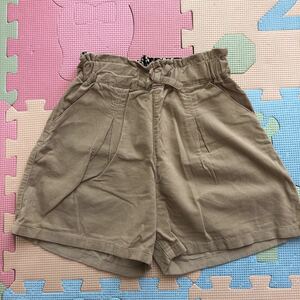 【美品即決】アプレレクール とっても可愛い女の子用コーデュロイショートパンツ 140cm 半ズボン　ベージュ色