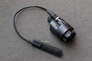  新品未開封 SUREFIRE XM07 リモートスイッチ Dual Switch Tail Cap Assembly Cable シュアファイアM952 M961 M962 M952V