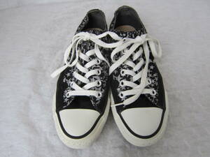 CONVERSE ALLSTAR OX（コンバース オールスターLOW）　黒 × 星・スカル 銀プリント柄　　24㎝ US5　　ok2402B