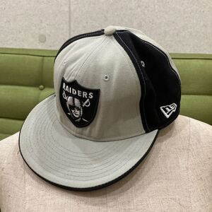 YK-2631※難あり中古品 new era ニューエラ キャップ帽子 RAIDERS レイダース サイズ7 3/8 58.8cm 頭周り59cm NFLプロフットボールリーグ