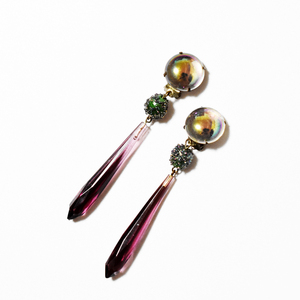 Antique　1920′s　aurora×green× red-purple earrings