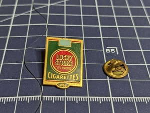 LUCKY STRIKE 1916 ピンバッジ ラッキー ストライク 緑