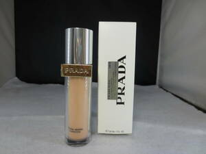 【71773】コスメ 《未使用品》PRADA プラダ リヴィール スキン ファンデーション 30ml