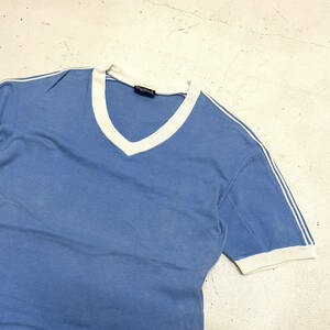 USA古着 70s Sutton Place Vネック Tシャツ 水色 半袖 ライン ヴィンテージ VINTAGE アメリカ レトロ レディース オールド 70年代