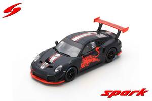 ■スパークモデル 1/43 2019 ポルシェ911 GT2 RS CS レッドブル