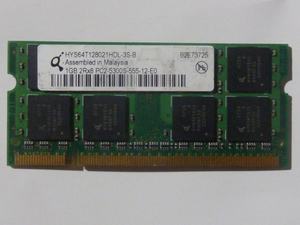 HYS64T128021HDL-3S-B 1GB PC2-5300S