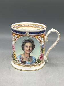 エインズレイ エリザベスII 女王 女王即位50周年記念 マグカップ ゴールデンジュビリー 英国皇室 ロイヤルファミリー