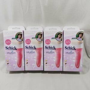 未使用 4個セット Schick シック Intuition イントゥイション さっぱりうるおい肌 ホルダー (刃付き + 替刃1コ)