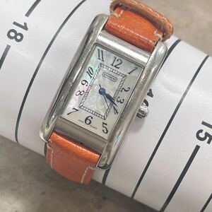 ◆coach 美品　腕時計　レディース　スクエア　オレンジ　ベルト　ブランド　時計 腕時計 コーチ　オレンジ　coach時計