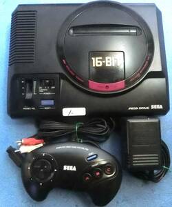 SEGA 　MEGA DRIVE (HAA-2510)　中古ジャンク品　1