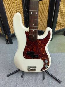 Squire by Fender PRECISION BASS スクワイヤーバイフェンダー プレシジョンベース プレベ　ホワイト エレキベース 20279D