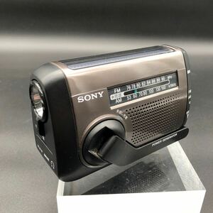 ◎【売り切り】SONYソニー FM/AMポータブルラジオ ICF-B88 手回し充電式 太陽光充電 防災グッズ 防滴 現状品