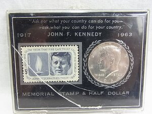 ケネデ－コイン1917～1963年&切手セット：アクリルケ－ス傷み有り：MEMORIAL STAMP&HALF DOLLAR刻印有りコインセット