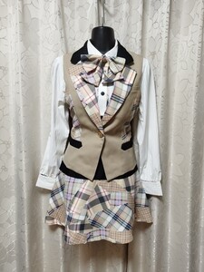 パチンコ　制服　カウンター　スタッフ　ユニフォーム　有名　ホール　店員　社員　アルバイト　チェック　ベスト　キュロット　スカート　