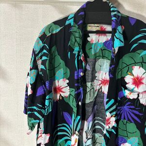 アロハシャツ 半袖アロハシャツ アロハ シャツ 半袖 M L 花柄 黒 古着 used