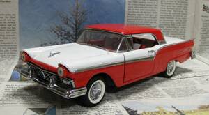 ★レア絶版*フランクリンミント*1/24*1957 Ford Fairlane 500 Skyliner レッド/ホワイト