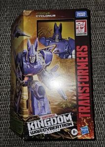 IN HANDS! Transformers Kingdom War For Cybertron Voyager Class Cyclonus SHIP NOW 海外 即決