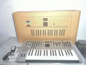 Roland GAIA-2 シンセサイザー 説明書 元箱付き 中古198 美品