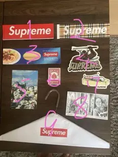 supreme ステッカー　ノベルティ