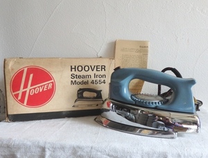 レトロ イギリス製 ポップなアイロン HOOVER STEAM IRON MODEL 4554