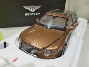 1/18 京商　ベントレー　ベンテイガ　 ミニカー　BENTLEY BENTAYGA　モデルカー　Bronze　ブロンズ　レア　箱付き　希少　中古車　レア絶版