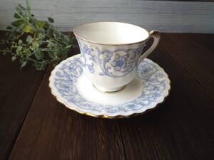 スタジオコレクションStudioColletion★コーヒーカップ＆ソーサー★ノリタケNoritake★白×青の唐草模様