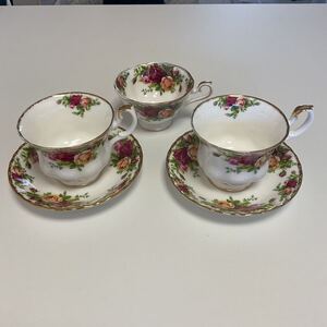 ROYAL ALBERT ロイヤルアルバート オールドカントリーローズ （カップ3＋ソーサ2）薔薇 食器 現状品 A