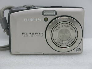 FUJIFILM Finepix F60fd デジタルカメラ12.0 MEGA PIXELS FUJINON ZOOM LENS 3x f=8-24mm 1:2.8-5.1 【HN044】