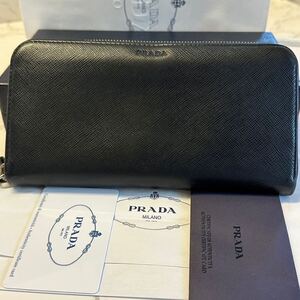 プラダ　PRADA 財布　長財布　サフィアーノ　ラウンドファスナー　メンズ