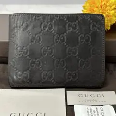 良品‼️ グッチ　GUCCI 財布　二つ折り　折り財布　シマレザー