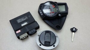 A925 GSX-R1000 GT77A メーター ECU タンクキャップ　GSXR1000 コンペ レース仕様車 ◎