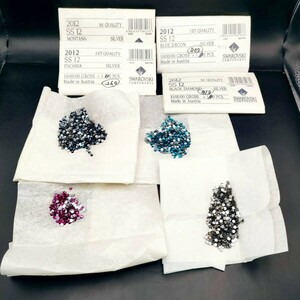 ほぼ未使用 4点 SWAROVSKI スワロフスキー ヴィンテージ ルース 2012 SS12 モンタナ ブルージルコン フクシア ブラックダイヤモンド R-10