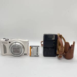 【動作確認済み】FUJIFILM 富士フイルム Finepix F800EXR WHITE　コンデジ　デジカメ　デジタルカメラ　