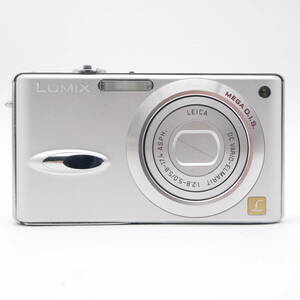 良品 Panasonic パナソニック LUMIX DMC-FX8 シルバー コンデジ コンパクトデジタルカメラ #0178