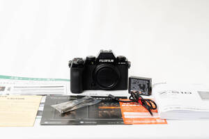 防湿庫保管 動作品 液晶保護フィルム付 シャッタ数650枚程度 富士フイルム FUJIFILM X-S10 ミラーレス一眼カメラ ボディ 中古 Xマウント