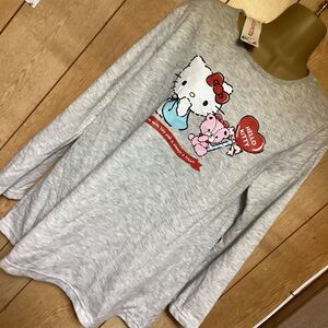 サンリオ　ハローキティ 長袖Tシャツ Lサイズ新品