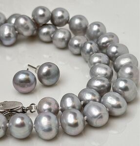 綺麗！本真珠ネックレス9mm ピアス付き　42cm pearl necklace jewelry パール ネックレス ジュエリー　ナチュラルグレー　コバルト