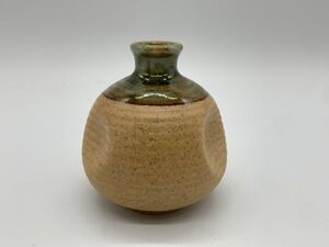 【ミニ徳利】　緑釉掛け　割烹世界のノベルティ品　　箱あり未使用保管　　　I0622L