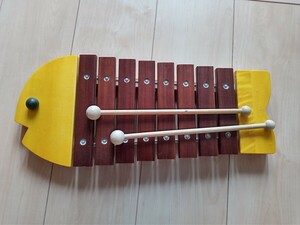 BorneLund◆ボーネルンド おさかな　シロフォン 黄 木琴 楽器 知育玩具 おもちゃ